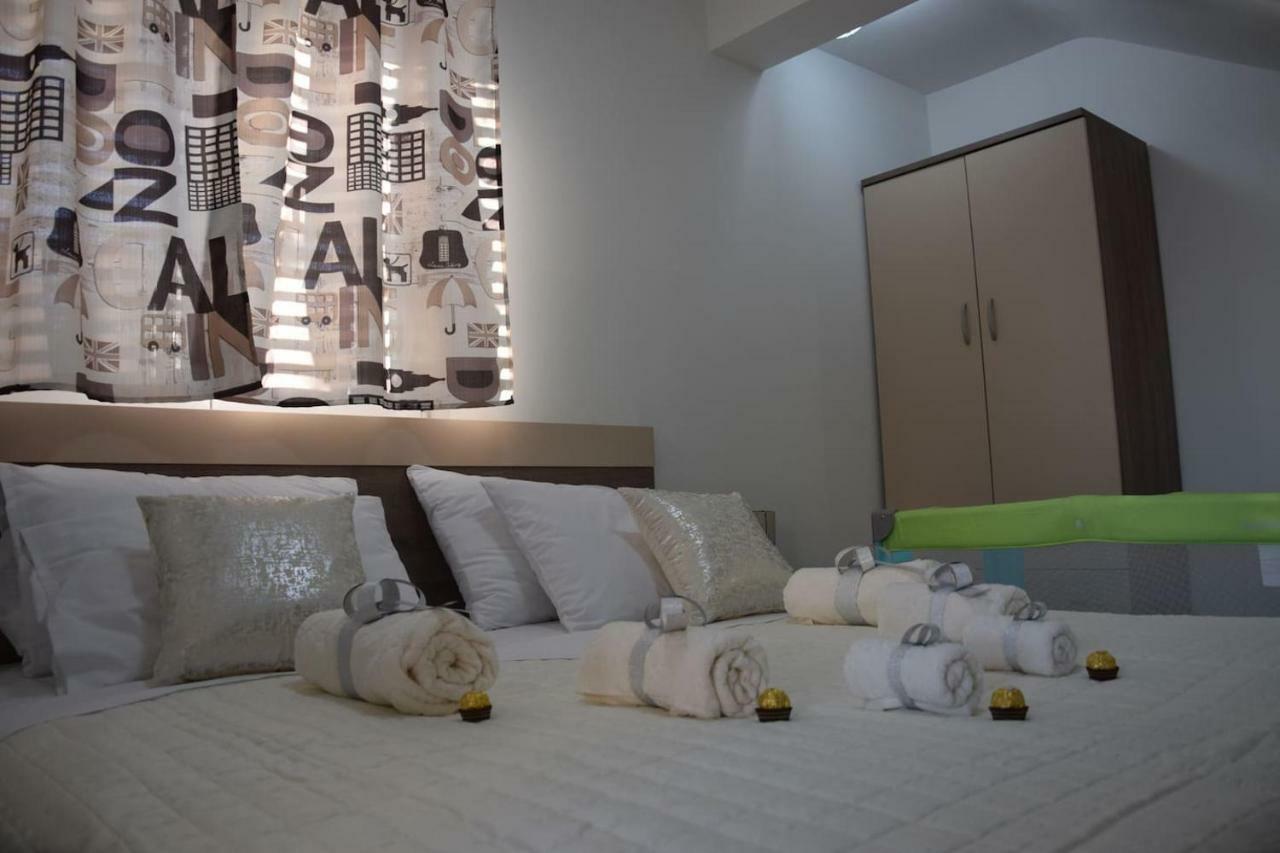 The Globetrotter'S Residence Kaštel Novi Extérieur photo